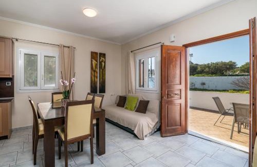 Milos House | Triovasalos House