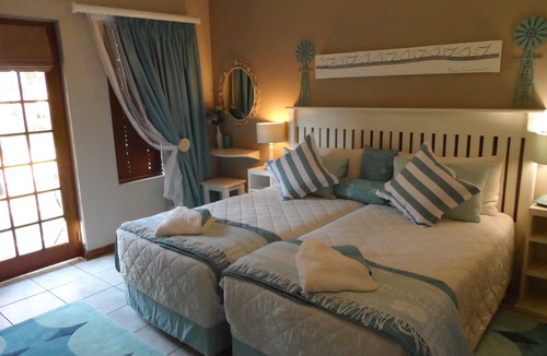 Bloemfontein Hotel | Tripple Room 3 Singlesking Single Cherry Lane Self Catering and BB