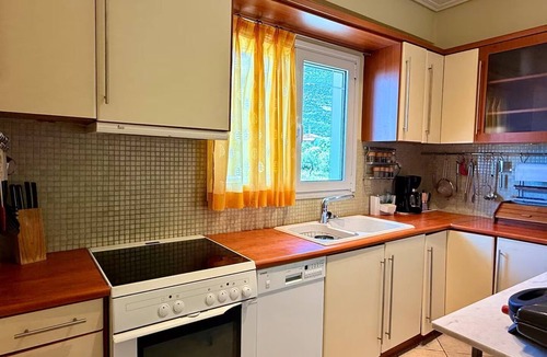 Dorida Apartment | Trizonia View Beach House – Glyfada Village by MPS