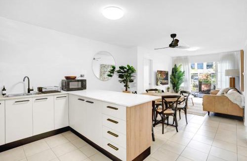 Parramatta Park Apartment | Tropical Terraces