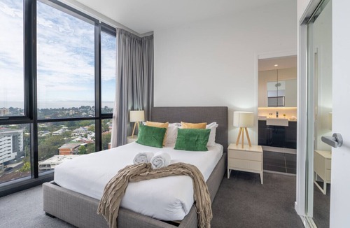 Toowong Apartment | Two Bedroom Apartment