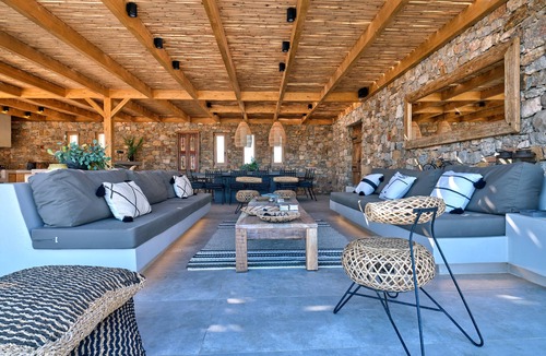 Molos Villa | Unique Villa with pool & farm, 5 minutes from the beach