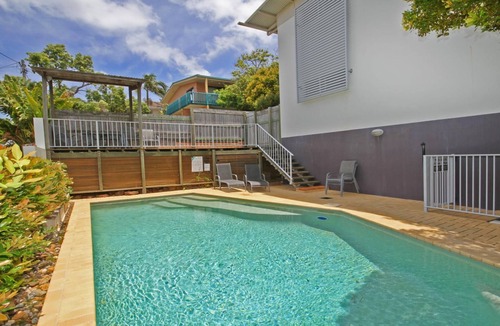 Coolum Beach Apartment | Unit 2 'Sea Breeze Villas'