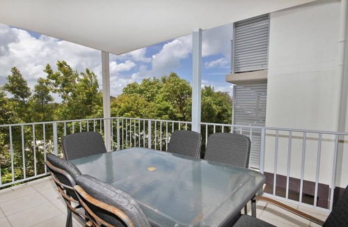 Coolum Beach Apartment | Unit 2 'Sea Breeze Villas'