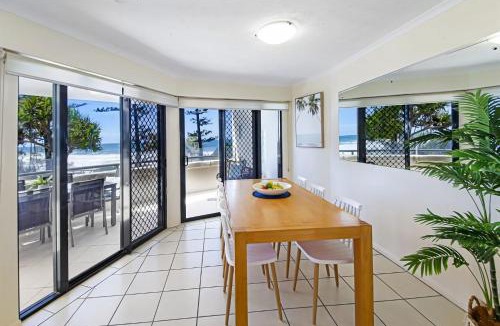 Coolum Beach Apartment | Unit 2 The Rocks