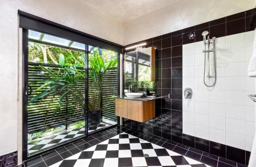 Maleny House | Unwind at Secret Garden Maleny 3 BR Family Home