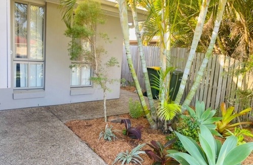 Bargara Condo | Unwind in Style: Your Perfect Holiday Retreat in Bargara,