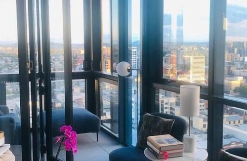 Fortitude Valley Apartment | Utopia Suites Luxe Sky Home/Sensational Views 2B/2Bath/Park