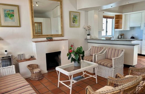 Voelklip House | Valinor - Grotto Beach
