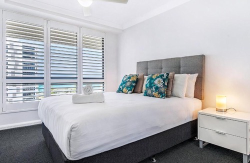 Broadbeach Apartment | Victoria Square 2 Bed Ocean View Broadbeach - GCHM