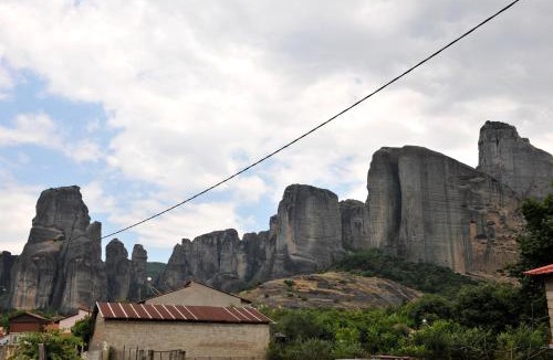 Kastraki Villa | Vila Vasi- Μodern maisonette view Meteora