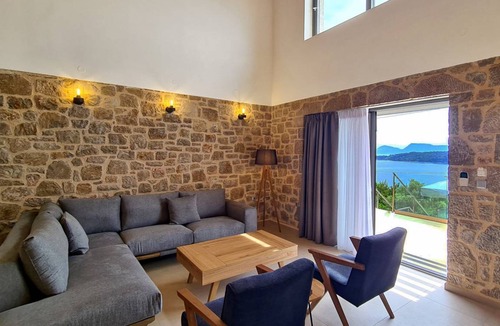Karpenisi Villa | Villa ∙ 2 bedrooms ∙ 4 guests