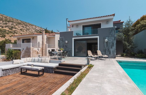 Palaia Fokaia Villa | Villa Adam ,Very Close to the Temple of Poseidon. Private Pool next to the beach