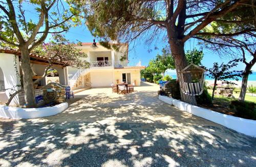 Vromolimnos Villa | Villa Aegean