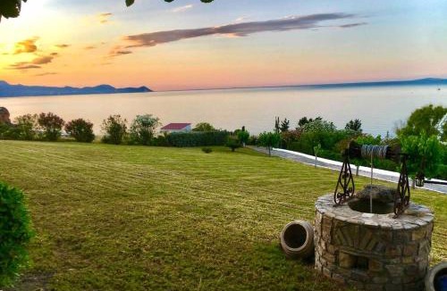Vromolimnos Villa | Villa Aegean