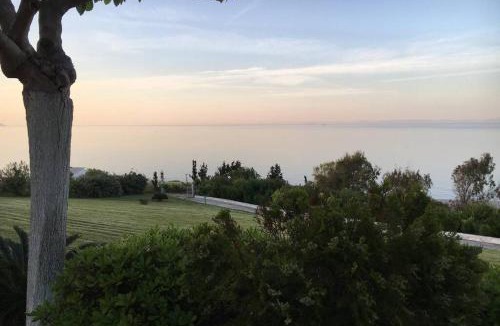 Vromolimnos Villa | Villa Aegean