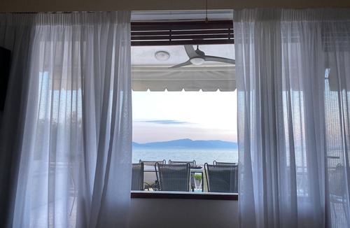Molos-Agios Konstantinos Villa | Villa Agios - Stunning beachfront private villa, ideal for families