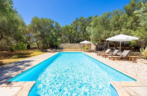 Magazia Villa | Villa Alkyon - Three Bedroom Villa, Sleeps 6