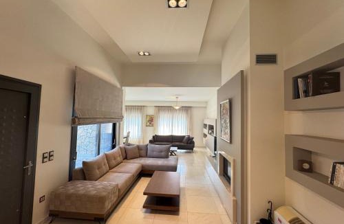 Trikala Villa | Villa Apocalypsis