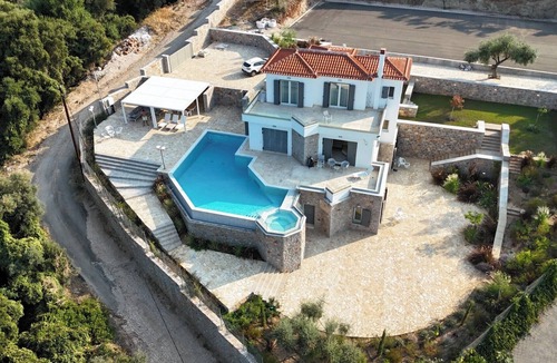 Melissopetra Villa | Villa Arian with great sea view, great pool and 6 minutes walk from the beach