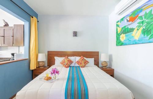 Soliman Bay Villa | Villa Beachfront Fully Staffed in Luxury Soliman Bay