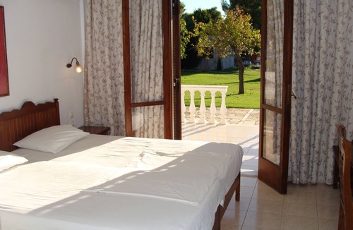 Kanapitsa Hotel | Villa Christina