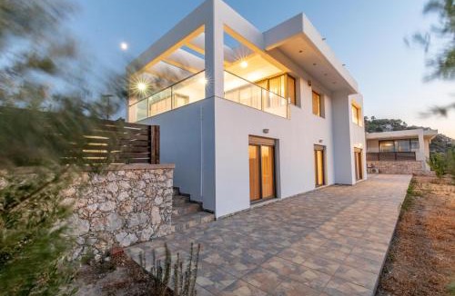 Kallithea Villa | Villa Cleopatra with Private Pool,tennis and soccer field