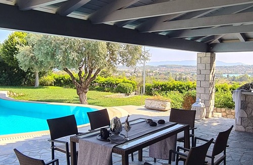 Porto Heli Villa | Villa Dalousa Retreat - 5 min to the beach nprivate pool/jacuzzi spa