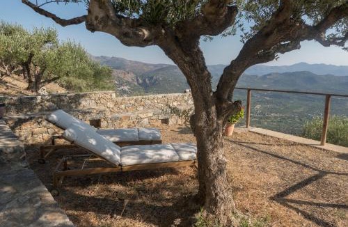 Kroustas Bed & Breakfast | Villa Dio Petres