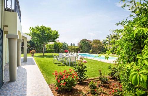 Svoronata Villa | Villa Dionysus