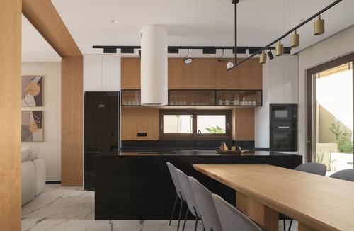 Maroulas Villa | Villa En Paraiso, a Majestic Seaview Retreat