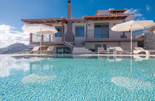 Agia Pelagia Villa | Villa Eolos with private pool