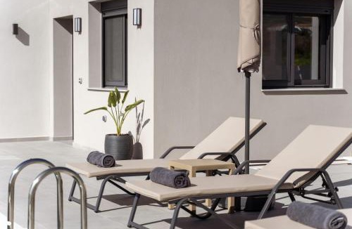 Pigi Villa | Villa Etoile - With Private Pool and Sauna