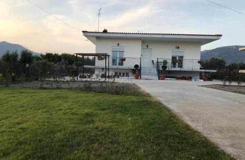Amarinthos House | Villa Filoxenia