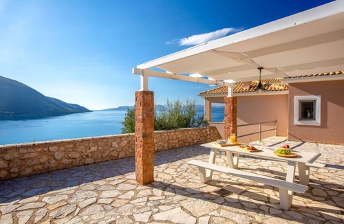 Pondi Villa | Villa Gados - Three Bedroom Villa, Sleeps 8