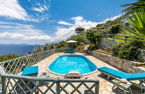 Xanthi Region Villa | Villa in Glossa With Private Pool and Views to Aegean