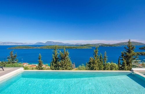 Perigiali Villa | Villa Ino Lefkas - Four Bedroom Villa, Sleeps 8