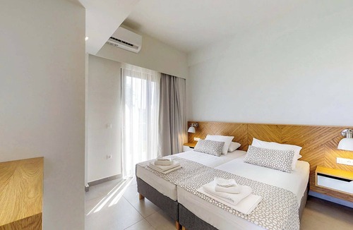 Agia Marina Villa | Villa Iskios I Amazing Seaview & 700m to the beach