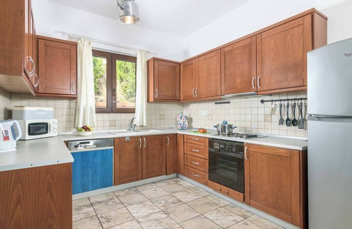 Vlicha Villa | Villa Krini Selini - Four Bedroom Villa, Sleeps 6