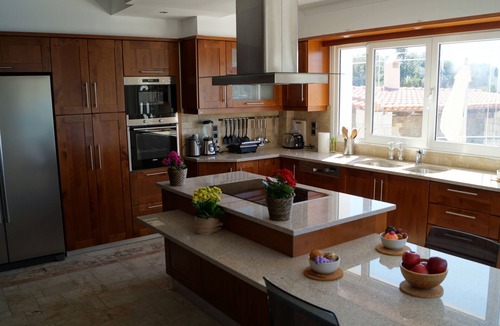 Limni Vouliagmenis Villa | Villa LimninAn Oasis between Sea and Lake