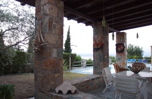Edipsos Villa | Villa Livia - a stunning house in the real Greece