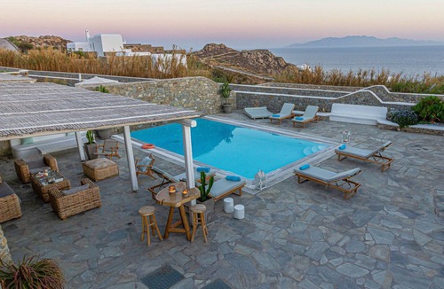 Paraga Villa | Villa Mando1- Elegant Villa- Sea View, Private Pool- Super Paradise Beach