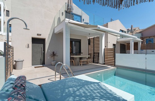 Perigiali Villa | Villa 'Mella Roa - Onyx' with Sea View, Wi-Fi and Air Conditioning