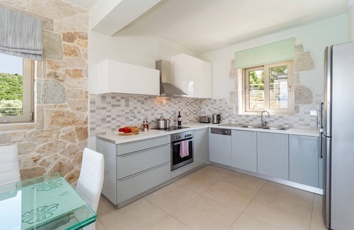 Katomerion Villa | Villa Mentes - Three Bedroom Villa, Sleeps 6