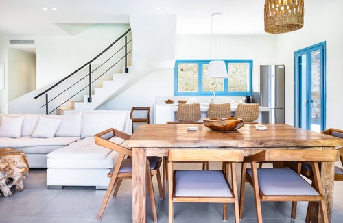 Kanalia Villa | Villa 'Myko Seafront' with Sea View, Wi-Fi and Air Conditioning