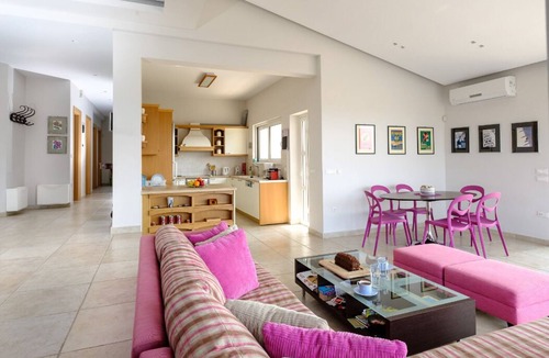 Nafplio House | Villa Nafplia: Unique Family House near Nafplion