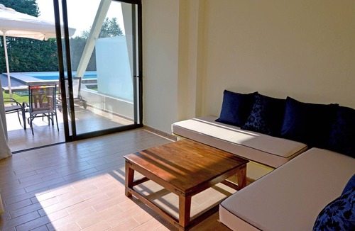 Molos-Agios Konstantinos Villa | Villa Niriis two bedroom villa