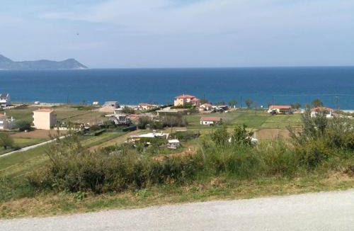 Mourteri Apartment | villa roses-mourteri