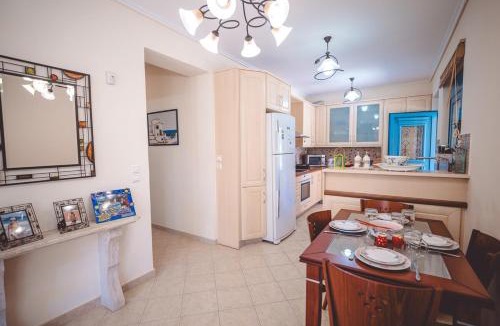 Eretria House | Villa Sapphire BeachFront Eretria