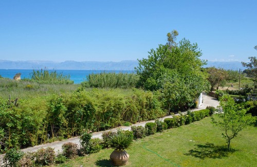 Sidari Apartment | Villa Spyridoula Studio 13 on the Beach